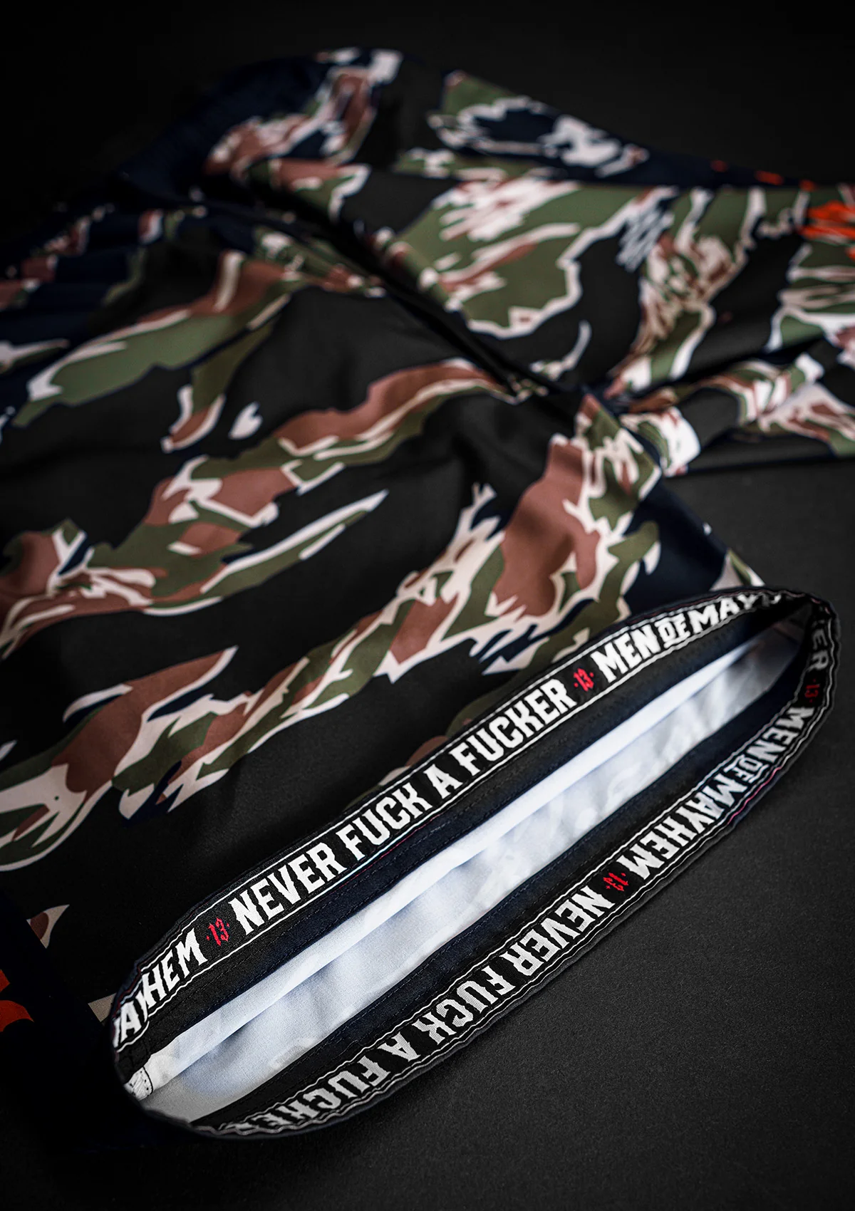 Badehose Tiger Camo - Image 4